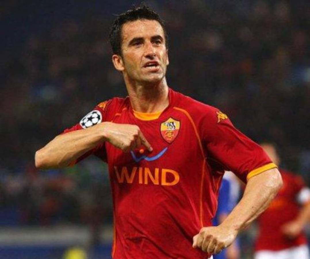 De galácticos a romanos: Los futbolistas que jugaron en Real Madrid y Roma