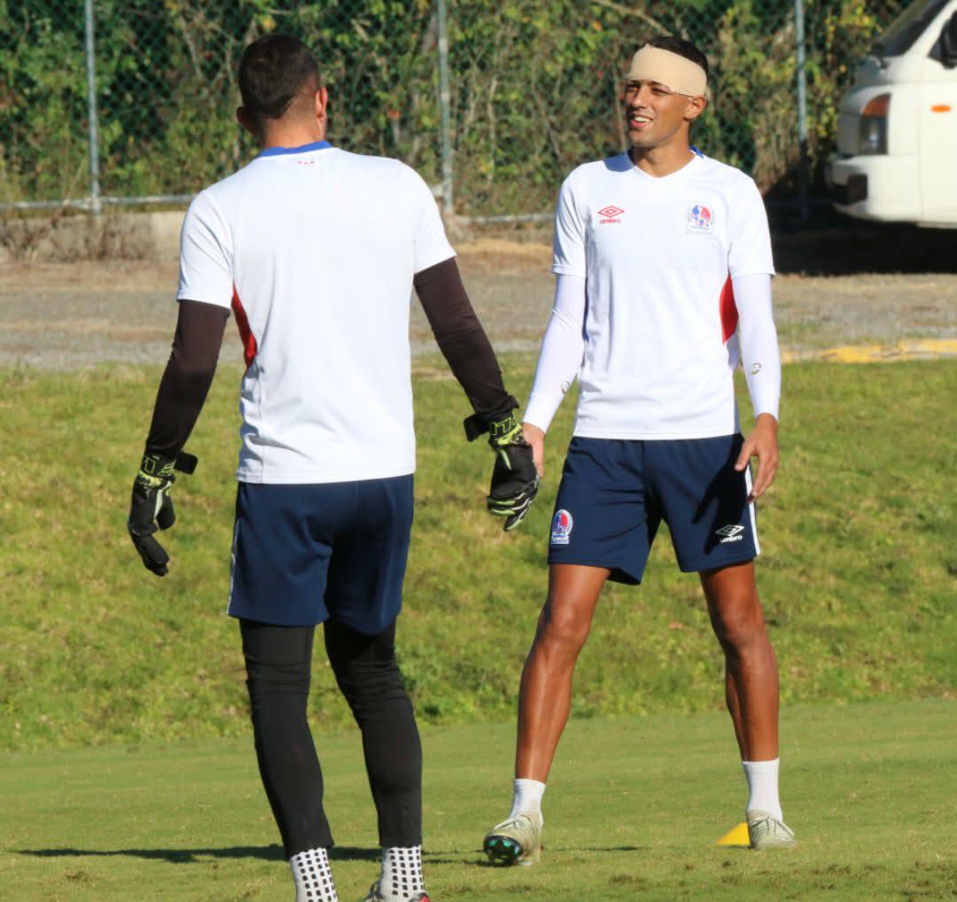 Espinel y las tres variantes que contempla en Olimpia para la gran final contra Marathón