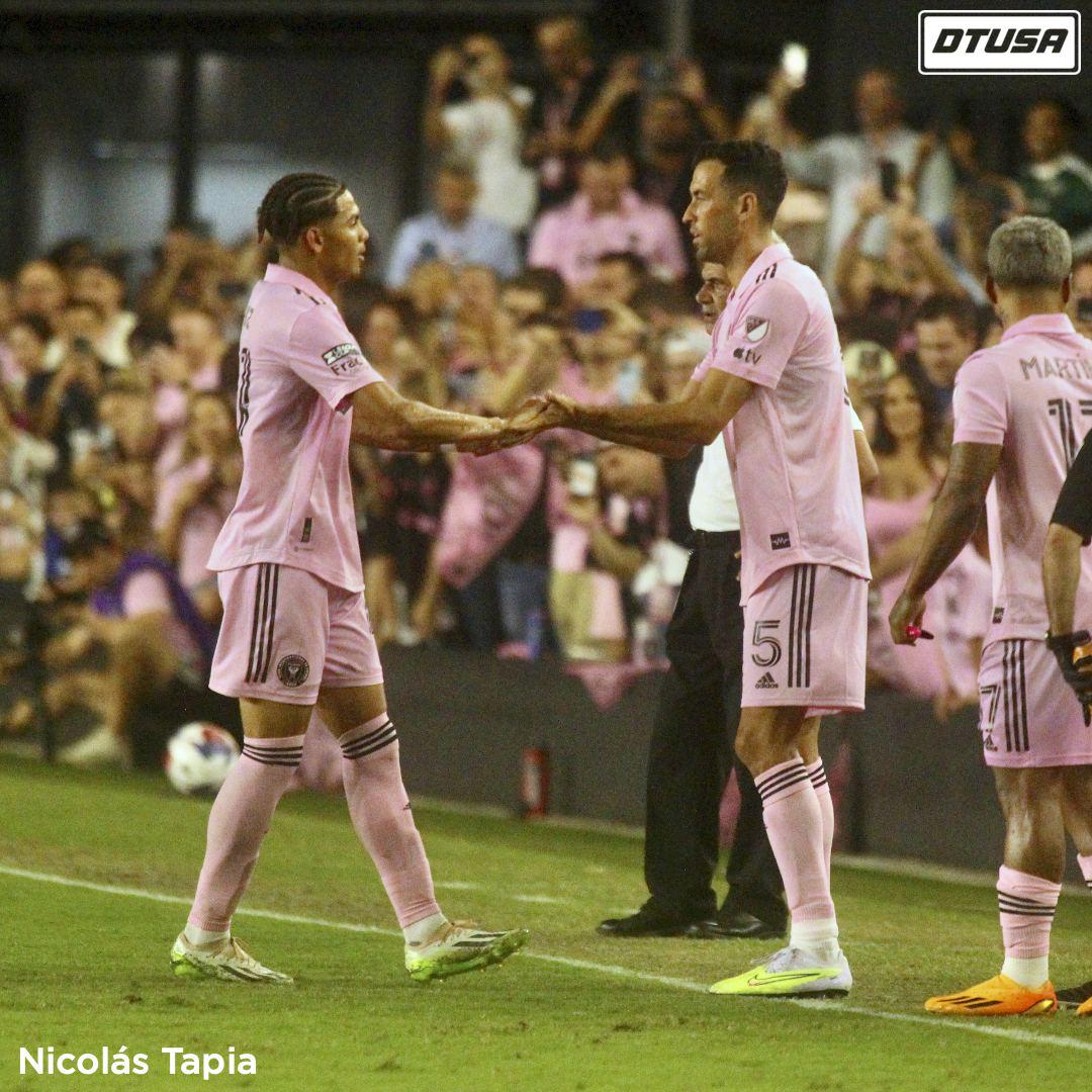 David Ruiz le dio cambio a Busquets para que debutara con Inter Miami. FOTO: Cortesía