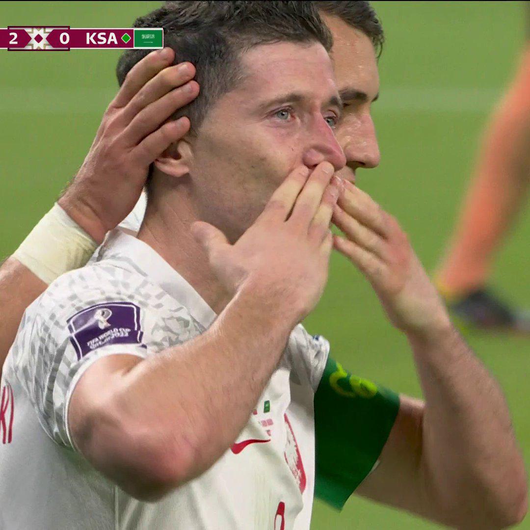 Lewandowski rompe maldición y el karma contra Arabia Saudita; dejó el trabajo por ir al Mundial y así agradece a su jefe