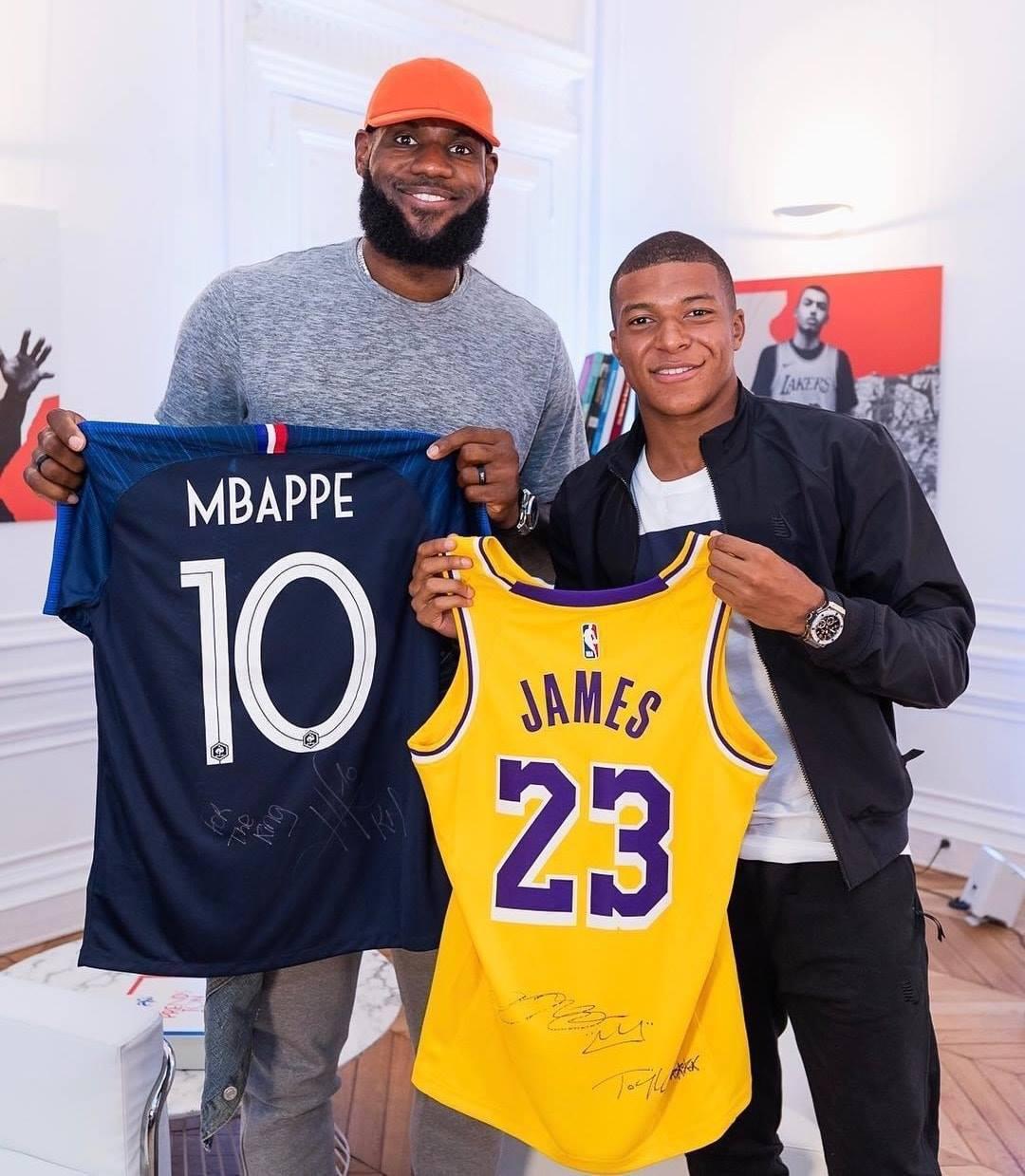 Real Madrid se topa con el rival más fuerte por Mbappé; Barcelona va por jugador del City y la decisión de Benzema