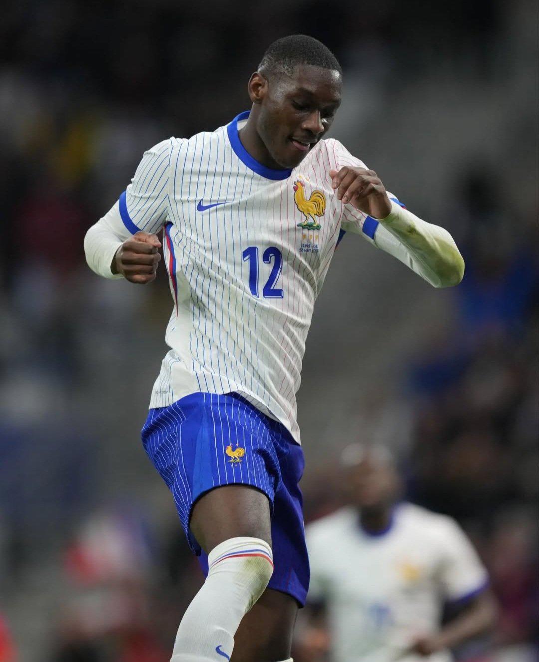 Lamine Yamal destrozó a Mbappé y festeja a lo Cristiano Ronaldo; Francia vivió una pesadilla frente a España