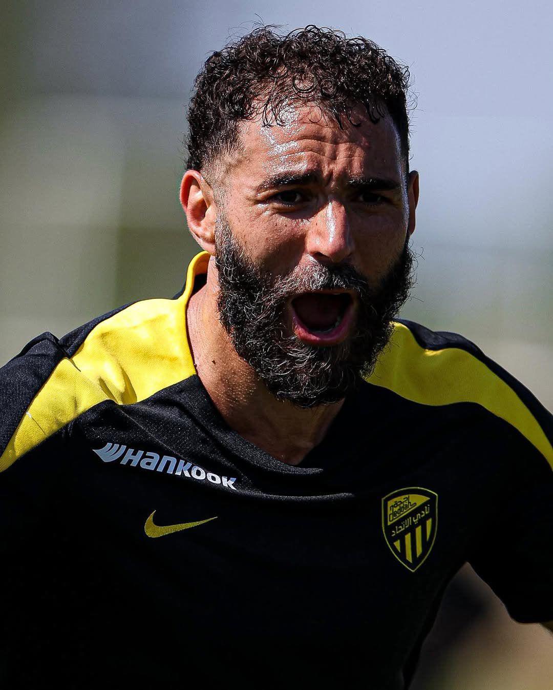 ¡Irreconocible! El impactante cambio físico de Benzema y lo comparan con Cristiano Ronaldo: ¿Qué le ha pasado?”