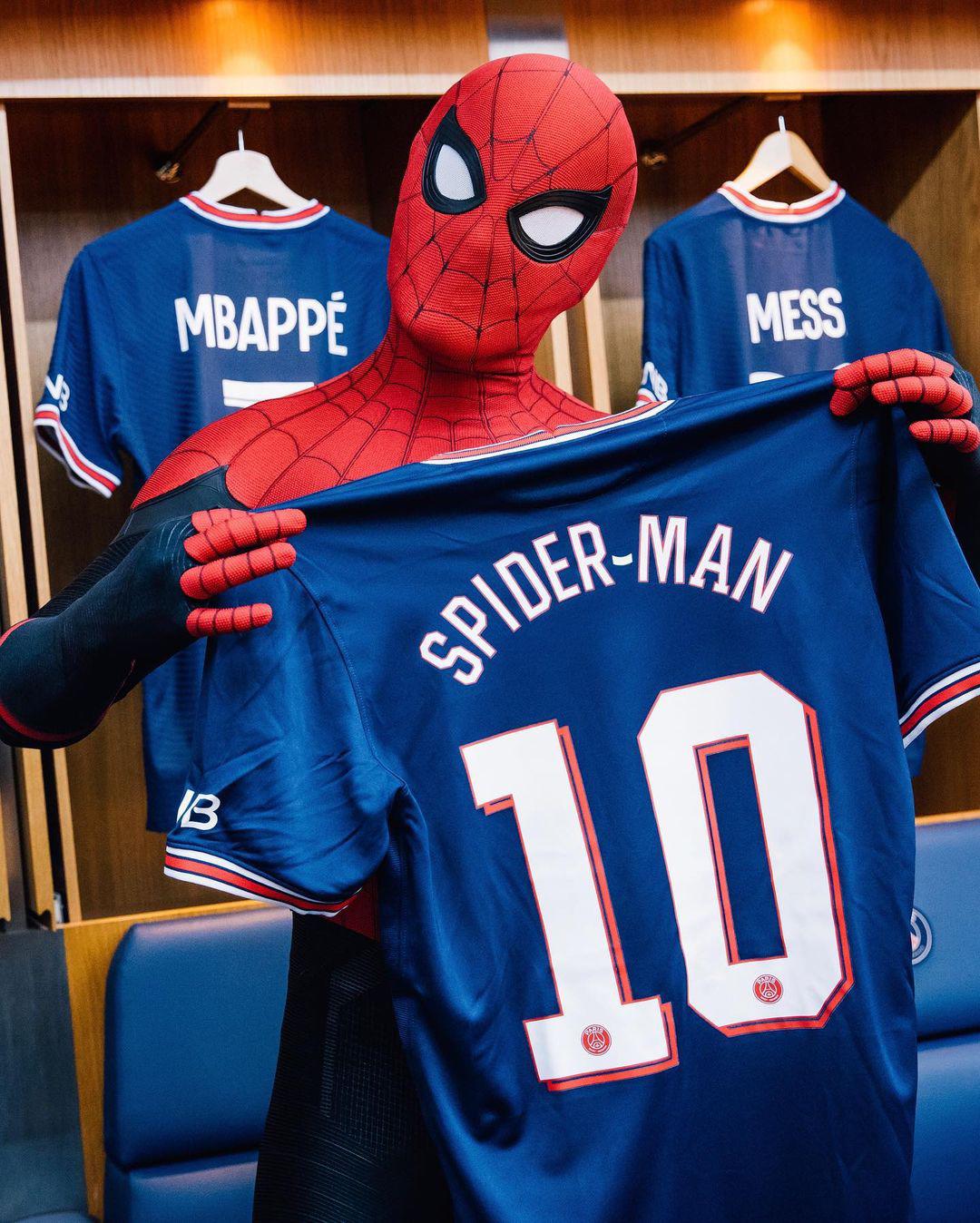 ¡Spider-Man se adueñó de París! Así fue la visita del actor Tom Holland al estadio del PSG y sus increíbles fotos en la ‘casa’ de Messi
