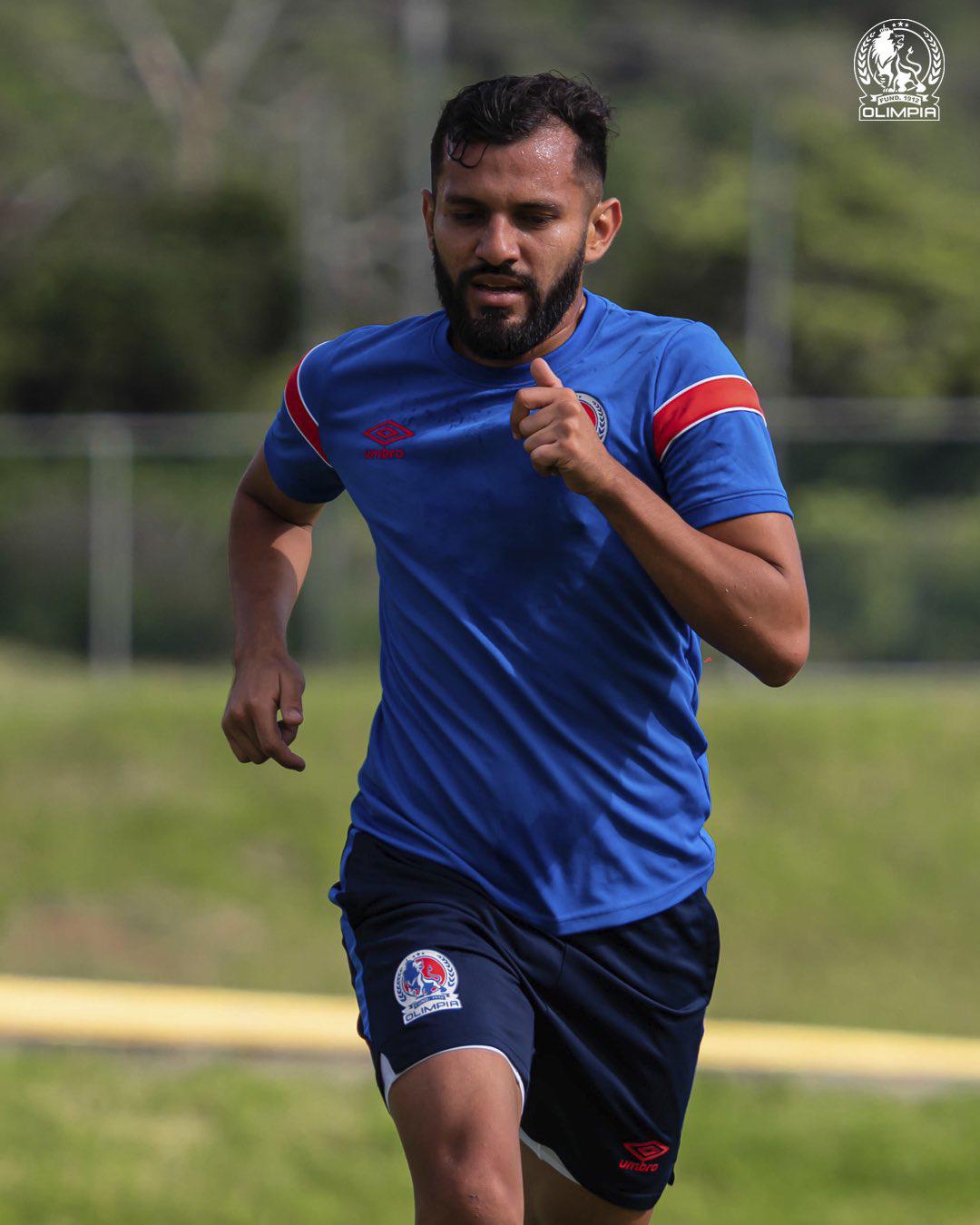 Jorge Álvarez acelera para llegar al cien por ciento a las semifinales de la Liga Nacional. Foto: @CDOlimpia