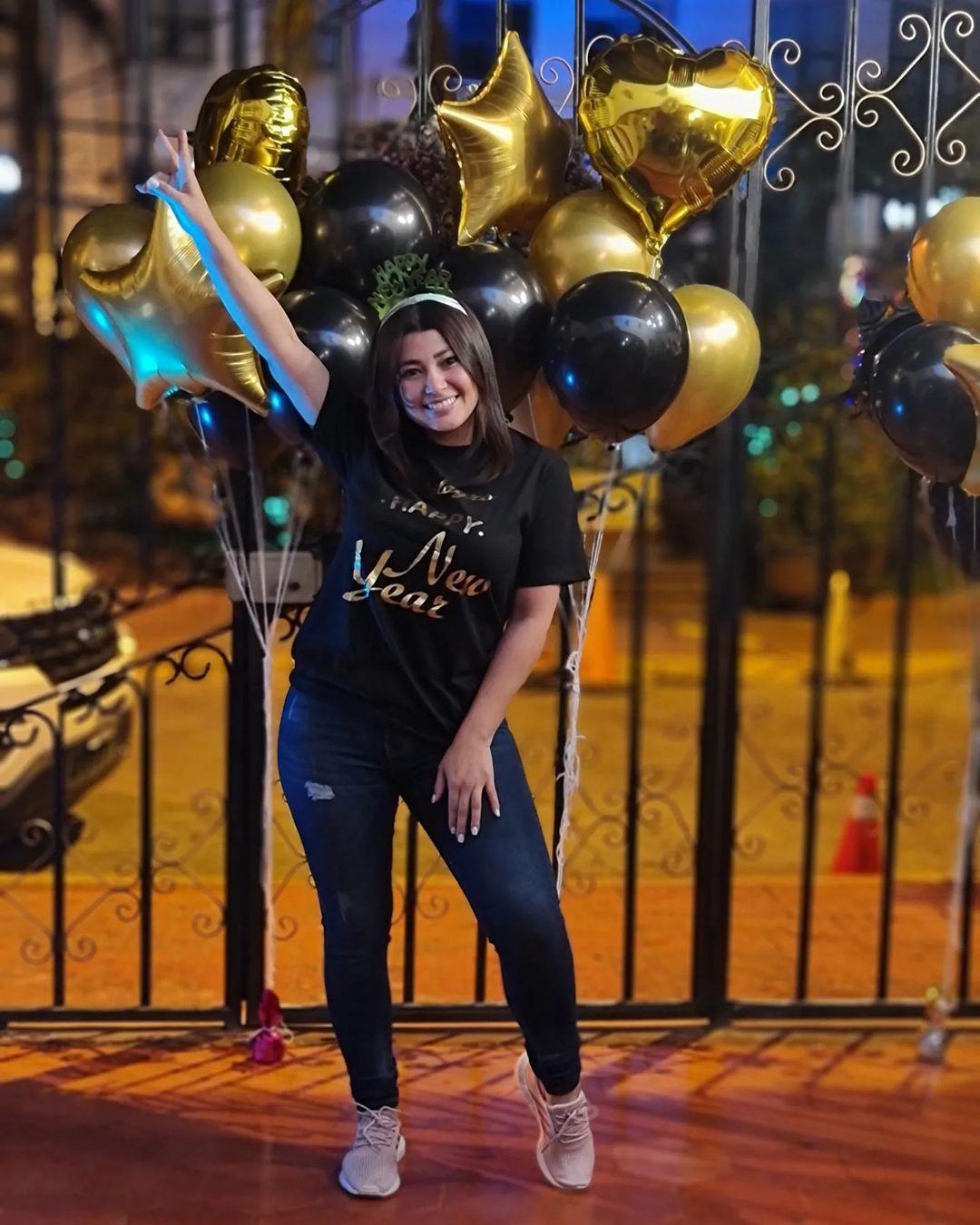 ¡Belleza, fiesta y carnaval! Las imágenes de como celebraron las famosas de Honduras la llegada del 2022