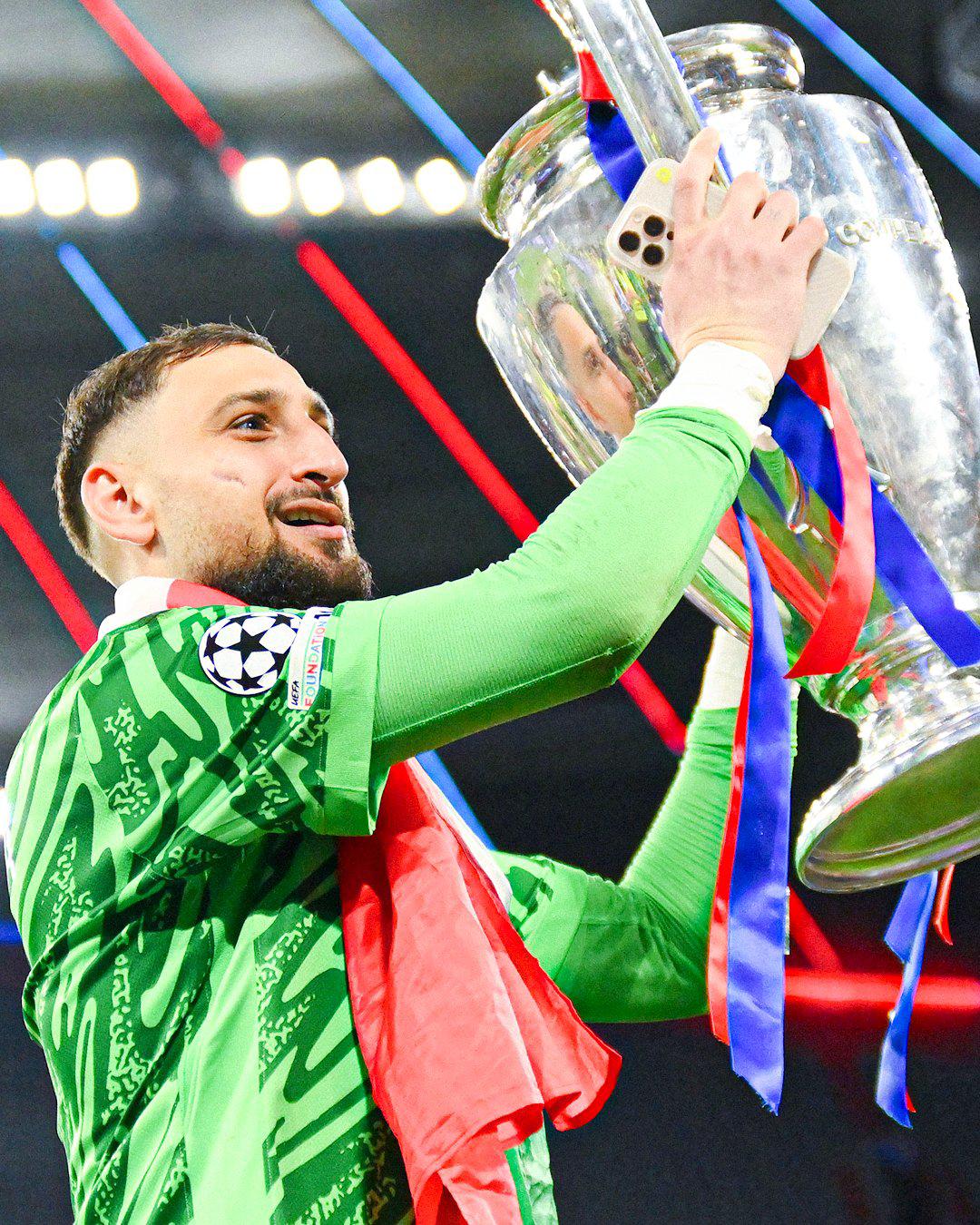 Golpe de Cristiano Ronaldo al Bayern Múnich, Barcelona confirma que se va y el fichaje de 130 millones que se cayó