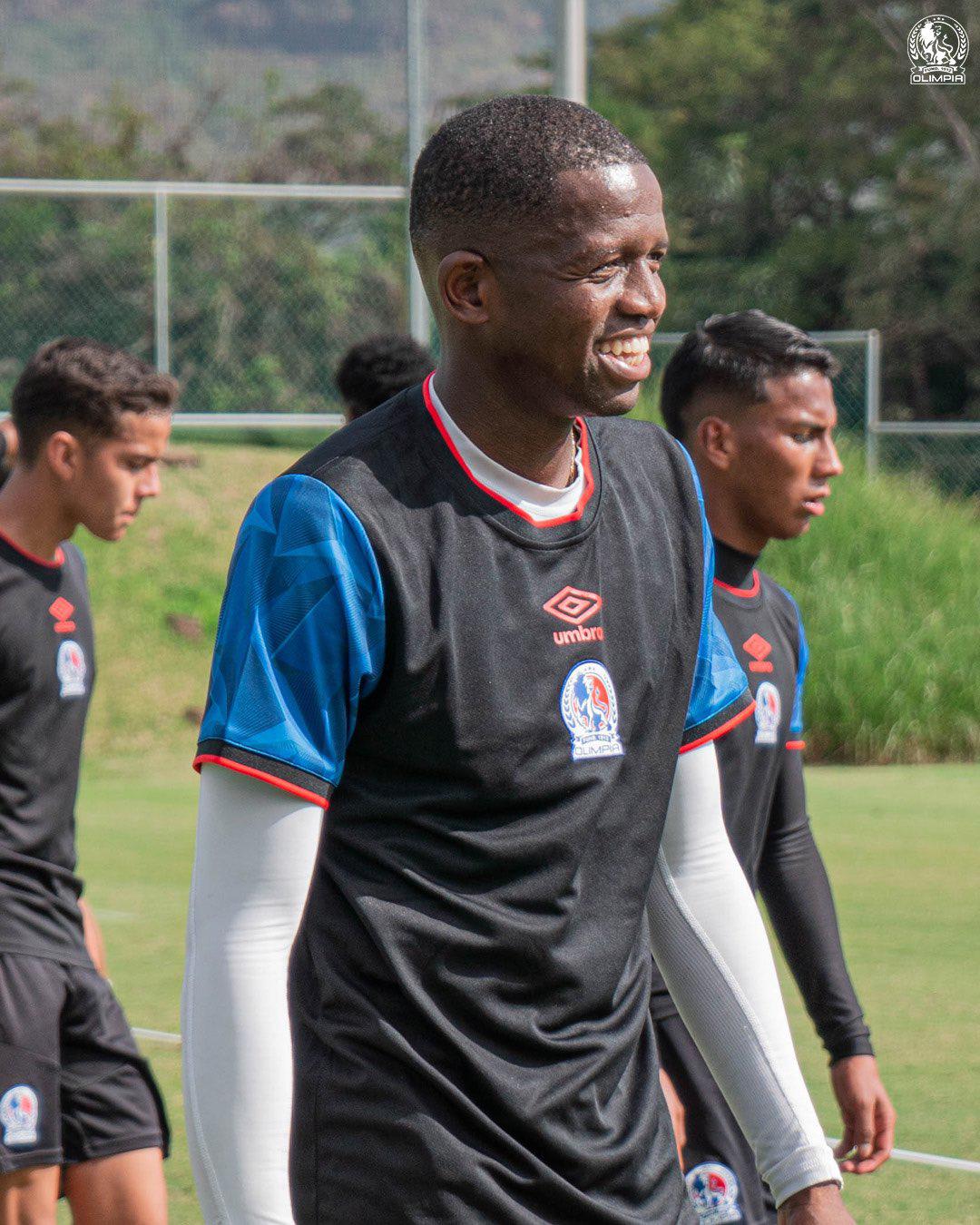 ¡Europa, Argentina y MLS! Los bombazos que podrían concretarse en el fútbol hondureño en este 2022