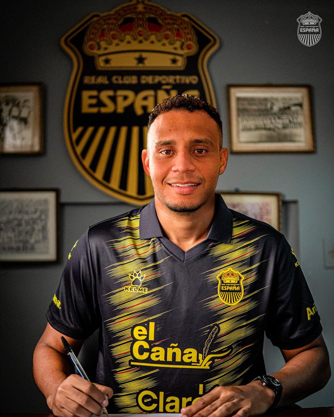 FICHAJES: Olimpia lo perdería y Motagua lo contrataría, el Ciclón Azul amarra a dos refuerzos y UPNFM se arma