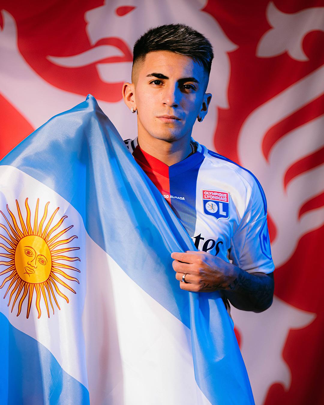 Campeón del Mundo tiene nuevo club y Messi ‘envía dardo’ a Ronaldo: “no escuches a Cristiano, la Ligue 1 es increíble”