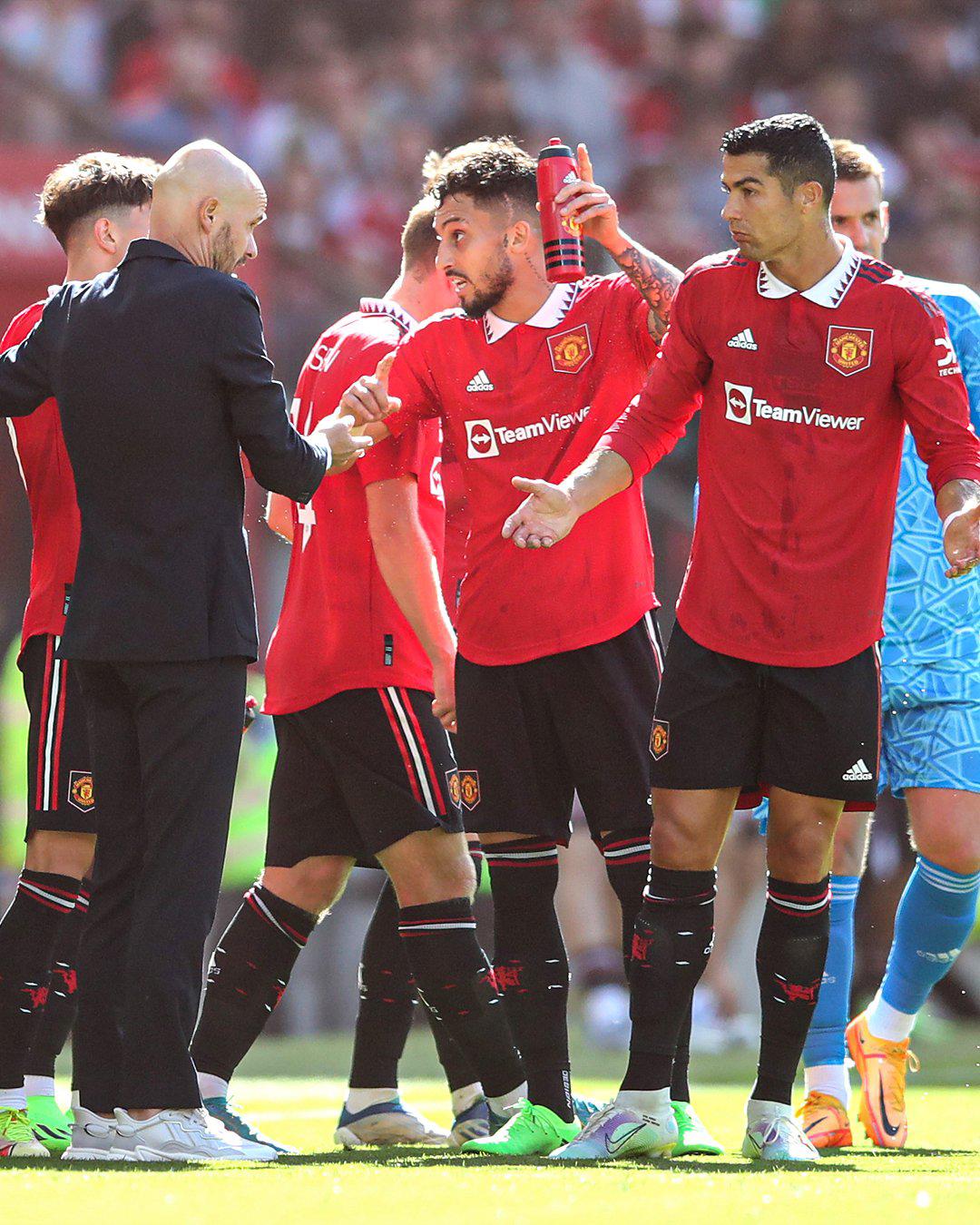 Tuvo un tremendo gesto: Así fue el regreso de Cristiano Ronaldo con el Manchester United ¿Se queda?