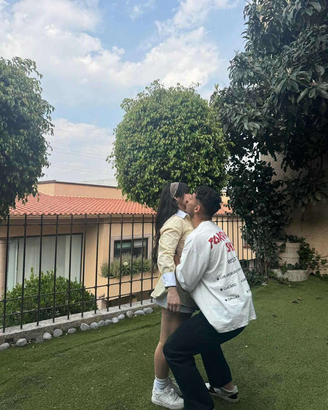 Alana Flores es sorprendida por futbolista del América: este fue el costoso regalo que recibió la streamer mexicana