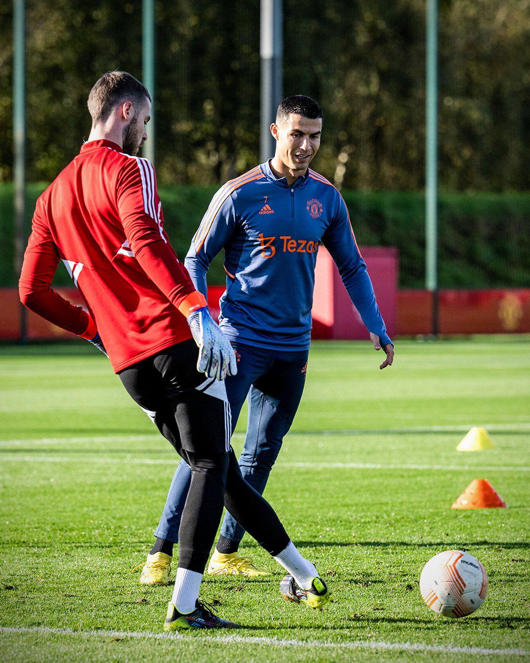 CR7, perdonado: Así fue el emotivo regreso de Cristiano Ronaldo a los entrenamientos del Manchester United