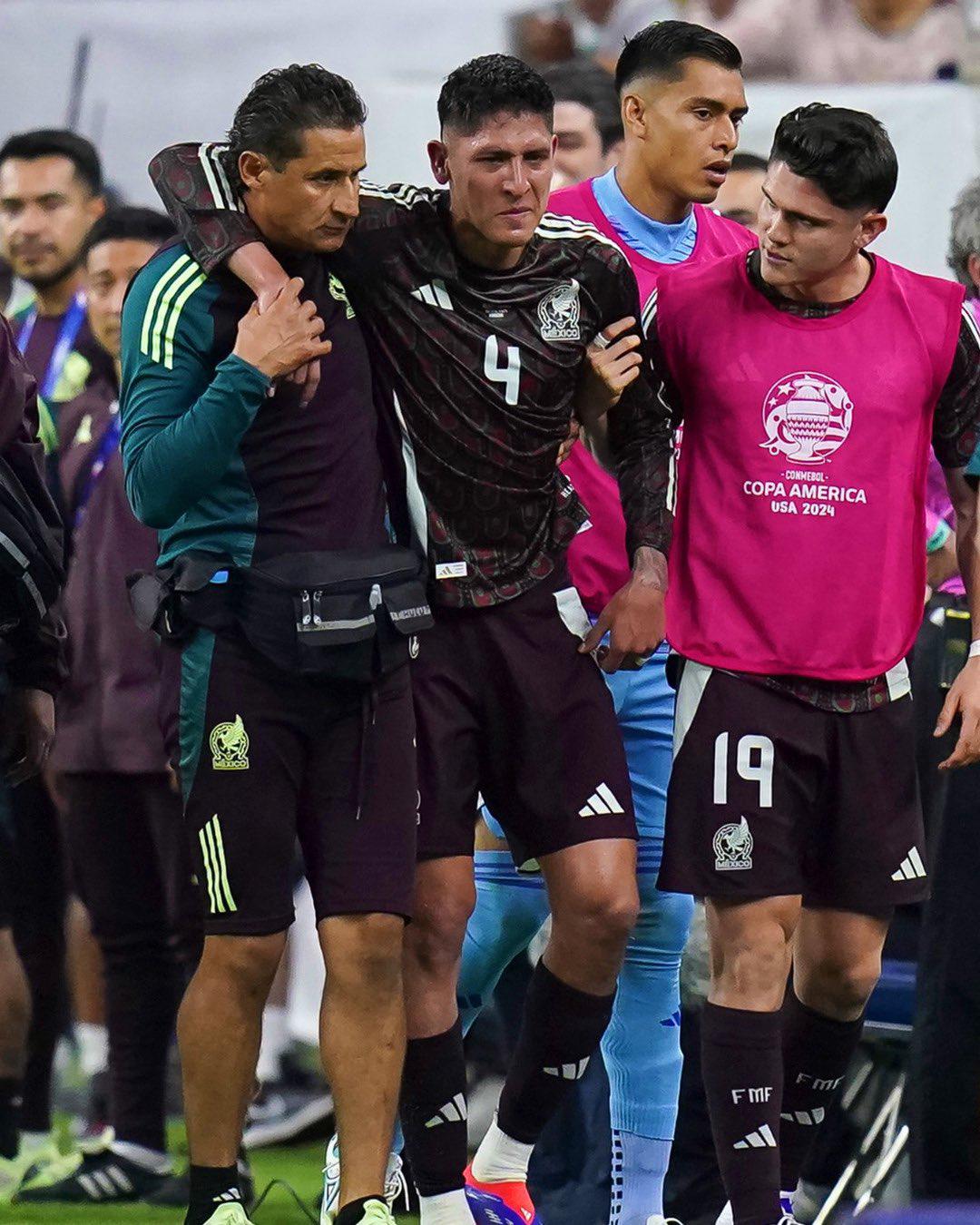 Sufrió fuerte lesión y llorando dijo ‘adiós’ a la Copa América; el VAR ayudó a México y el extraño detalle del que nadie se percató