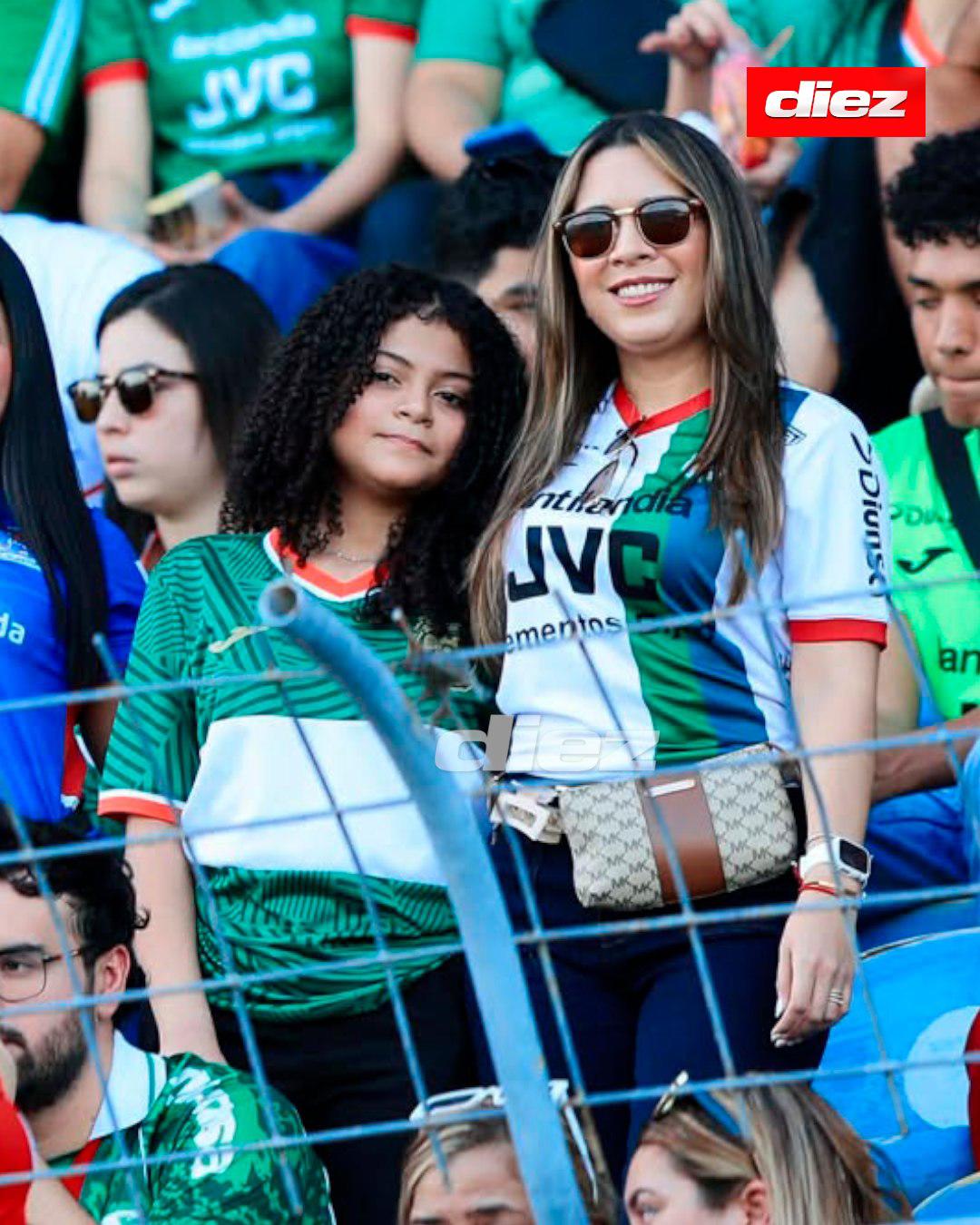 ¿Quién es? Identifican a hermosa aficionada de Marathón y visita especial para la gran final ante Olimpia