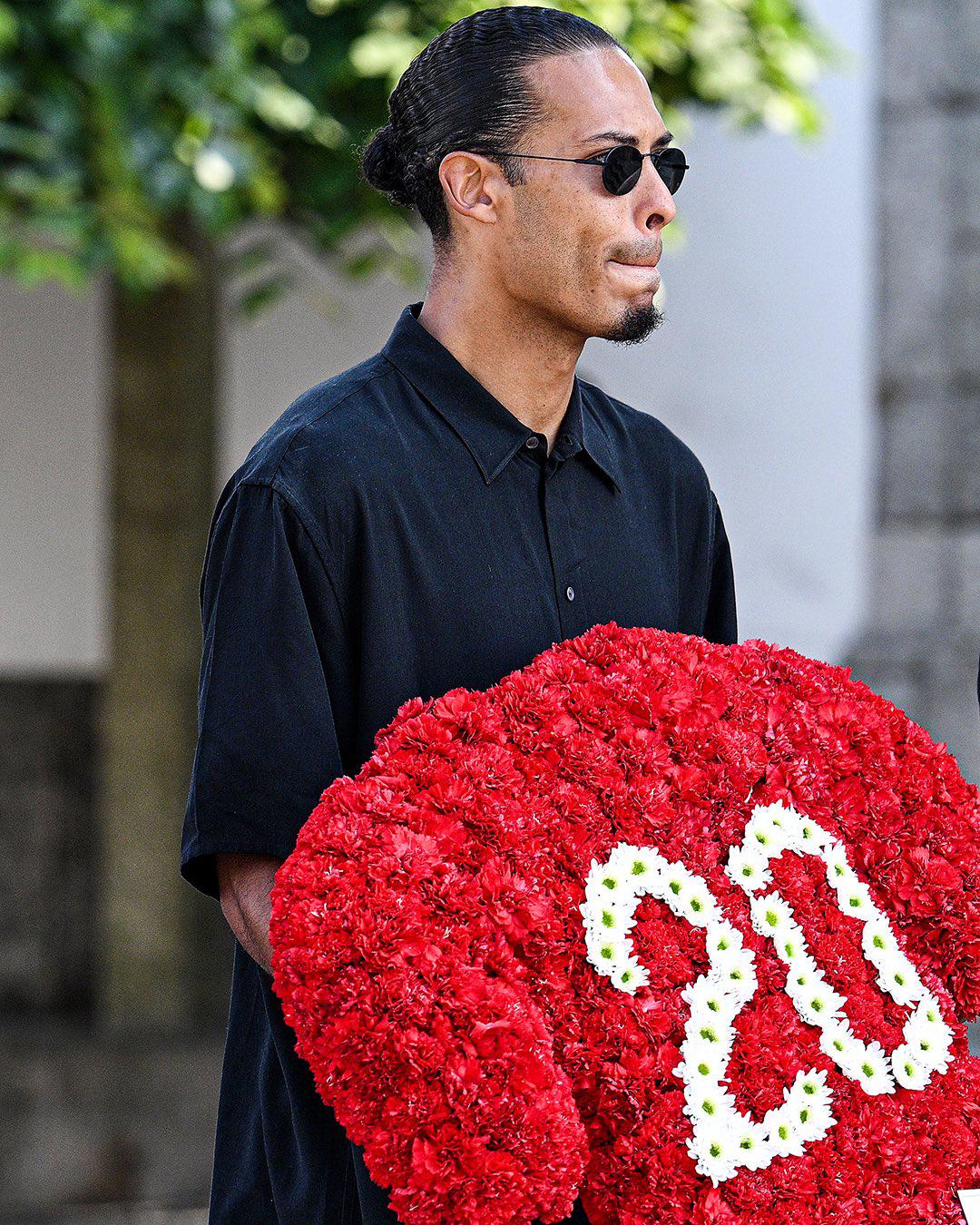 Así fue el último adiós a Diogo Jota: su esposa rota, la reacción del mejor amigo y el motivo por el que Cristiano Ronaldo no fue