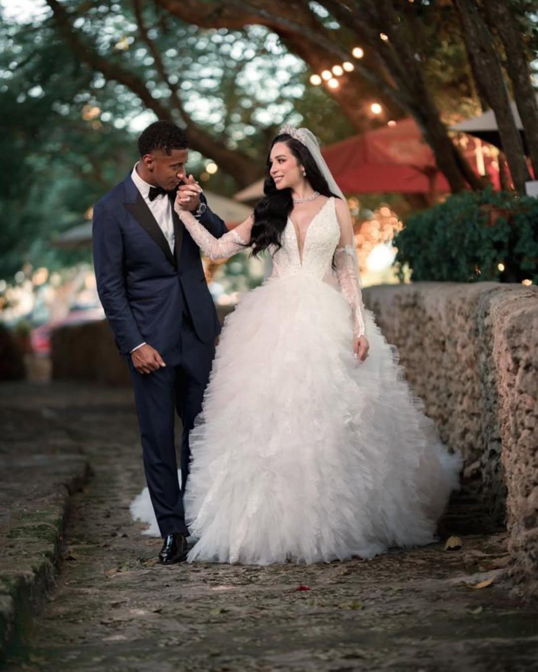 Choco Lozano se casó en República Dominicana con hermosa modelo hondureña: fotos de la linda boda y el cantante invitado