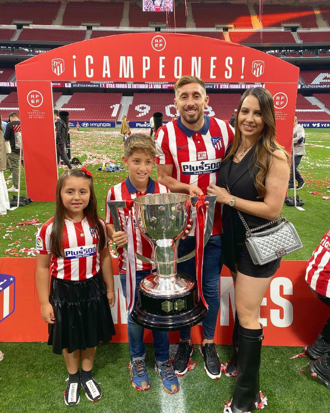 Héctor Herrera sufre duro golpe en su vida tras separarse de Shantal Mayo luego de 15 años de matrimonio: “Es lo mejor...”