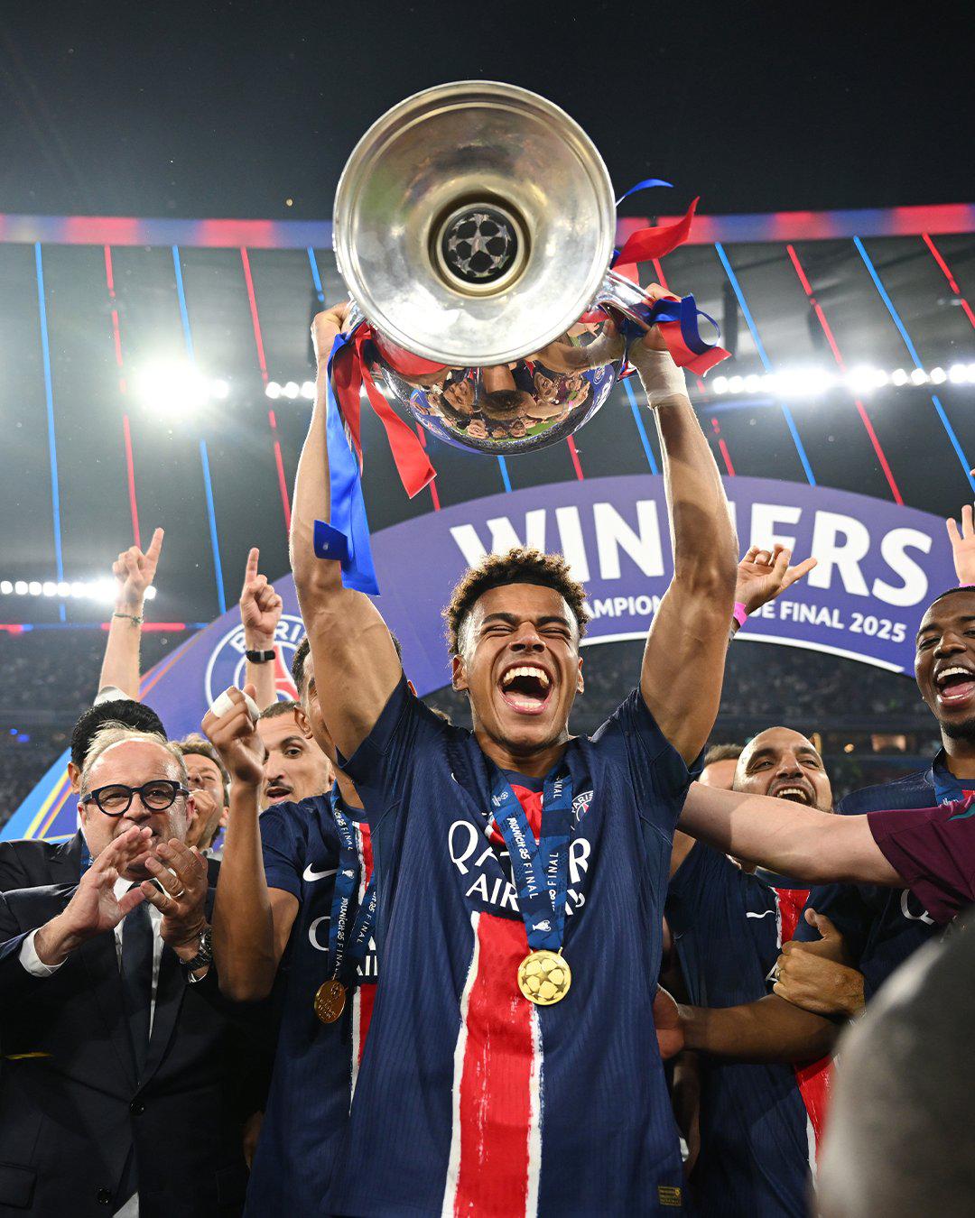 Marcelo le hizo una promesa a Doué tras ganar la Champions... ¡y Neymar la cumple después!