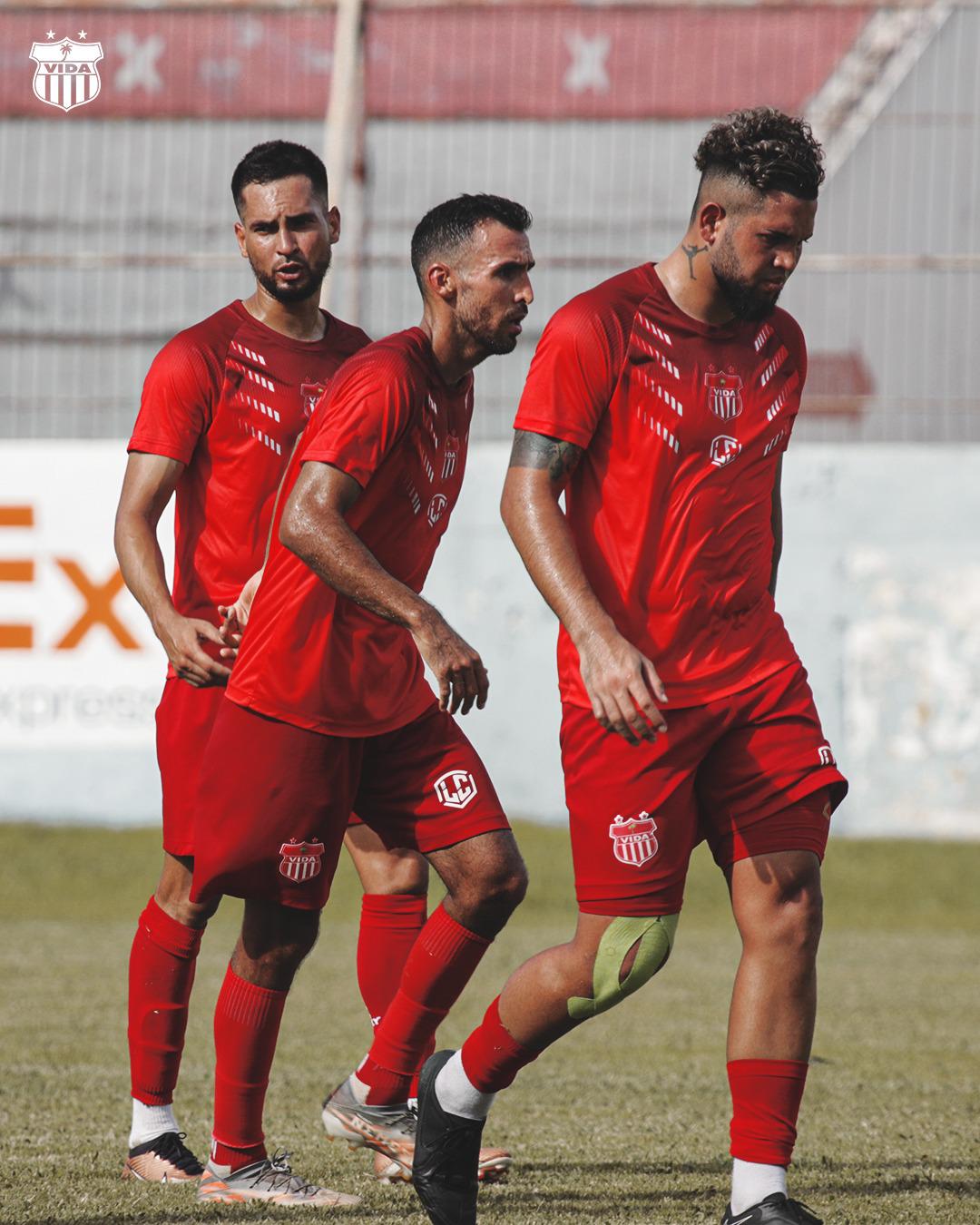 Fichajes: Nuevos jugadores y bajas en Real España, lo que pasó con Chirinos en Olimpia y noticias en Génesis