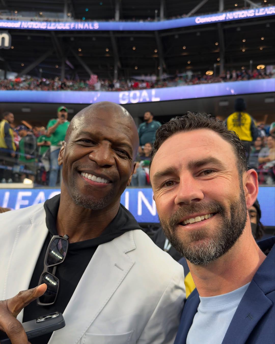 Se reveló el motivo: ¿por qué el técnico de Canadá mostraba una 'X' y un círculo frente a México?