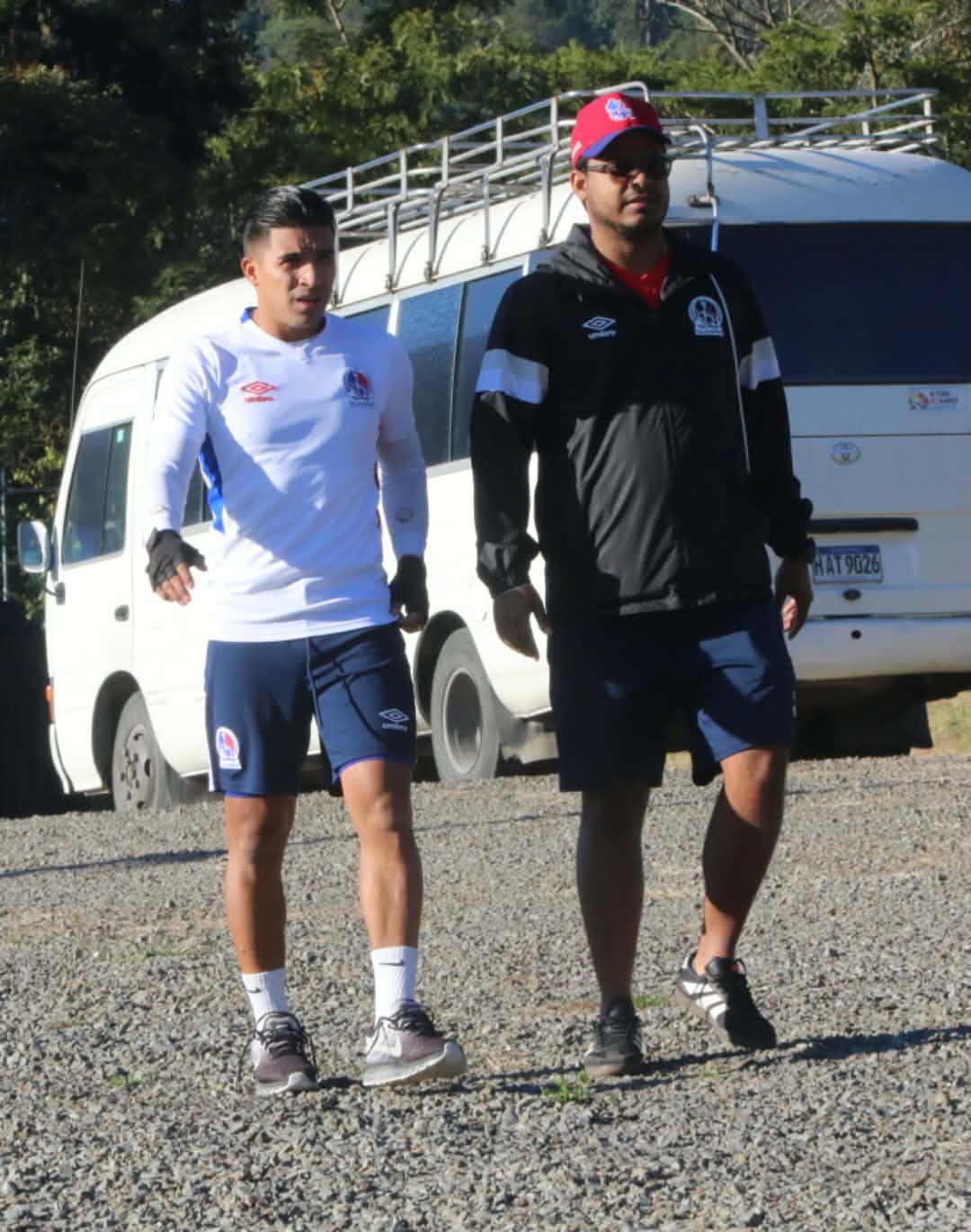 Espinel y las tres variantes que contempla en Olimpia para la gran final contra Marathón