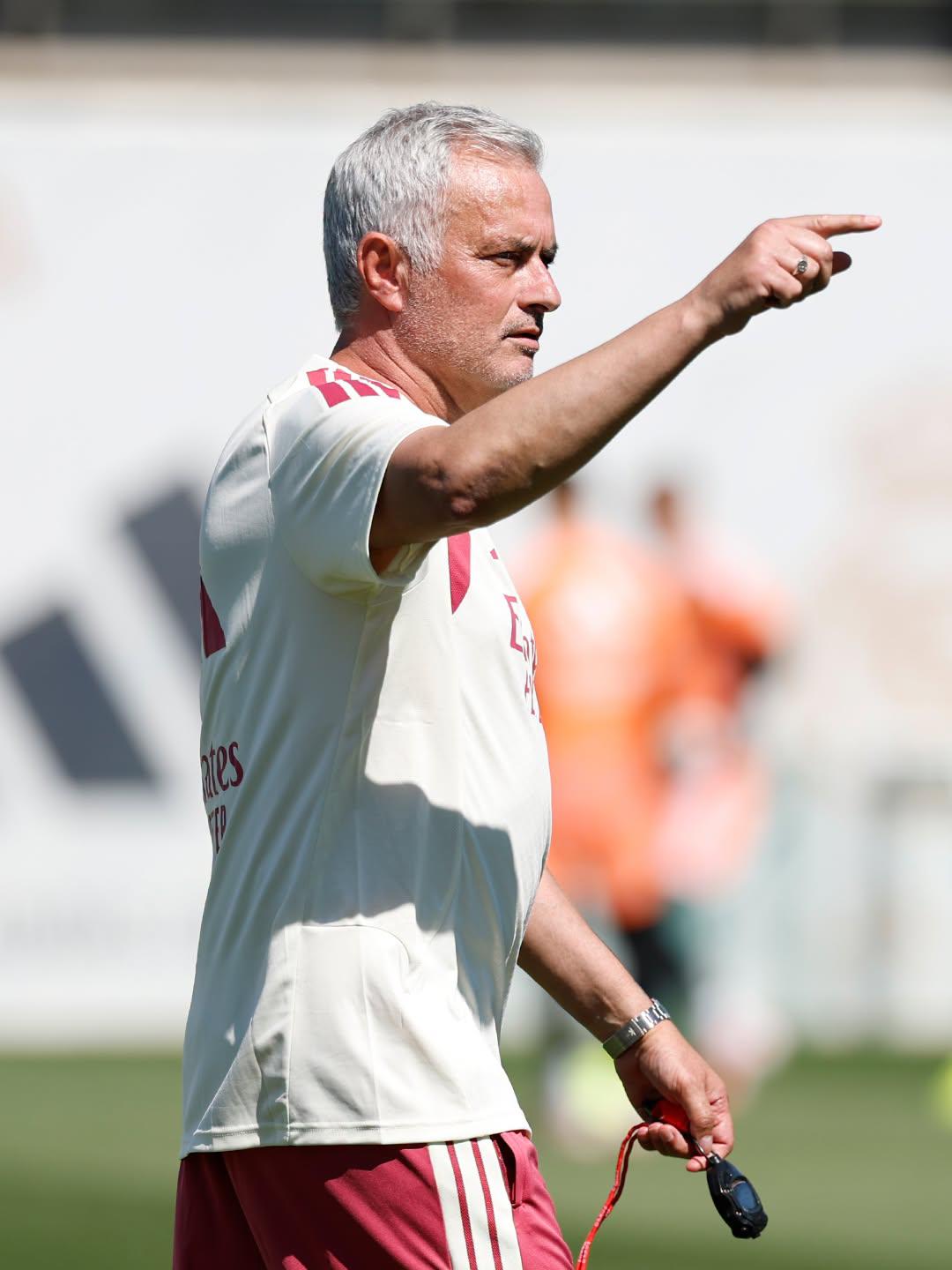 Mourinho ya manda en el Real Madrid: los 8 jugadores que tuvo disponibles