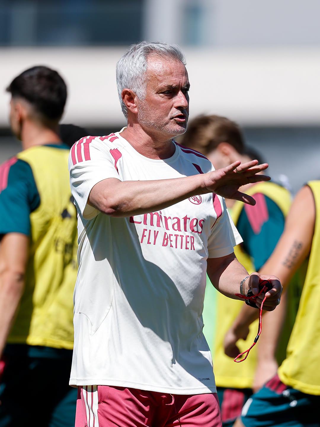 Mourinho ya manda en el Real Madrid: los 8 jugadores que tuvo disponibles