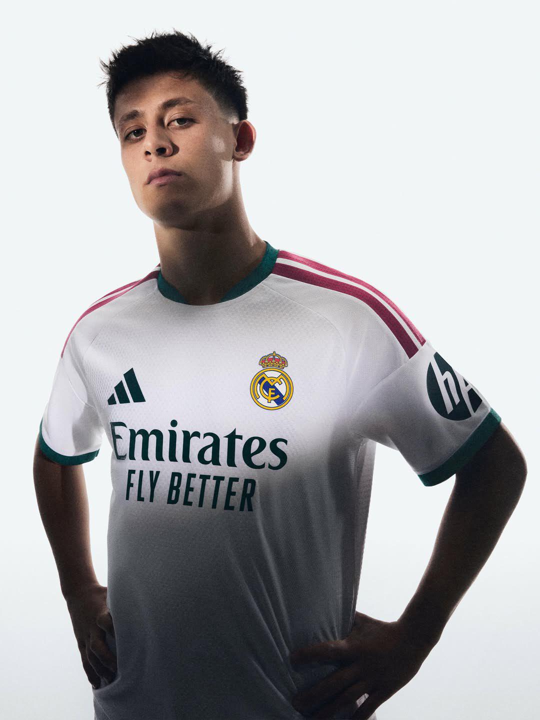 Rechaza al Real Madrid, Dibu Martínez a gigante y sorpresa en Barcelona