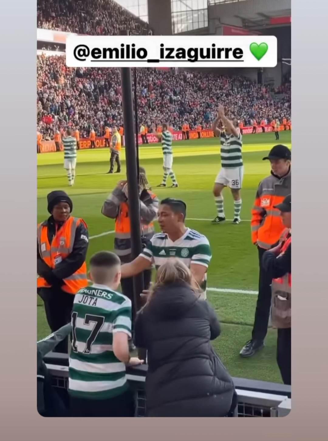 ¡Gigante Emilio Izaguirre! Así fue el partido de las leyendas del Celtic y del Liverpool en Anfield; fotos, homenaje y visita especial