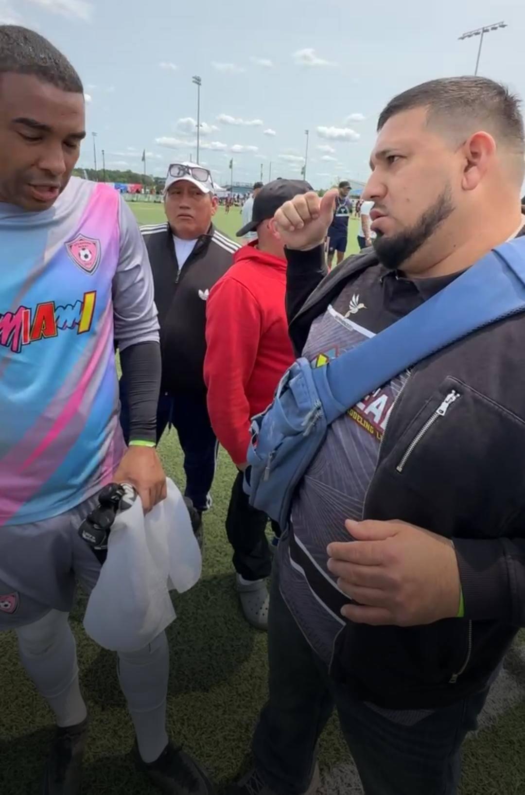 ¡Jugando amateur en Estados Unidos! Futbolistas del Olimpia, Real España y árbitro Saíd Martínez destacaron, uno tuvo problemas con la Policía