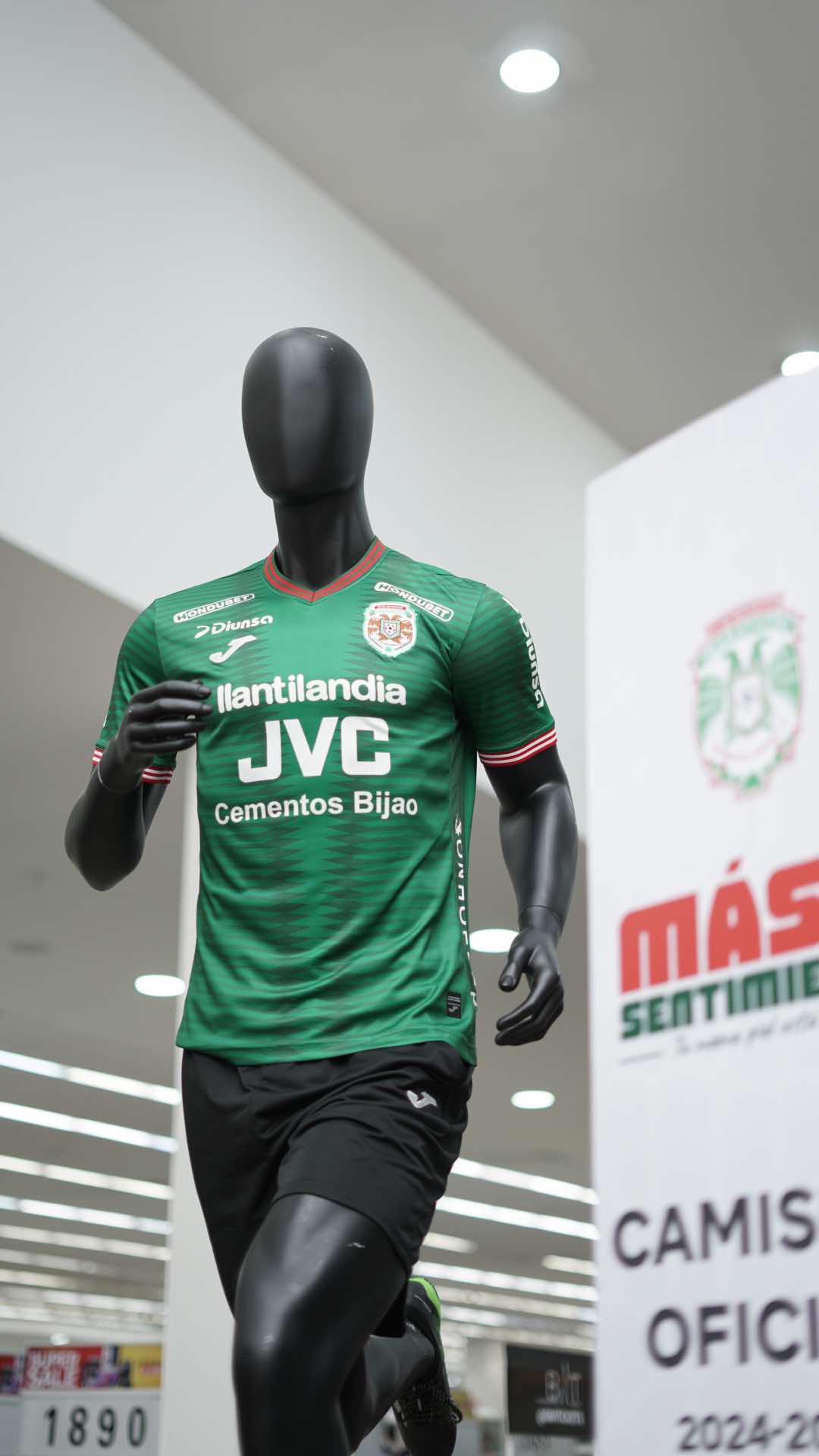 Marathón presentó sus nuevas camisetas para la temporada 2024-25 de la Liga Nacional ¿Cuál es el precio?