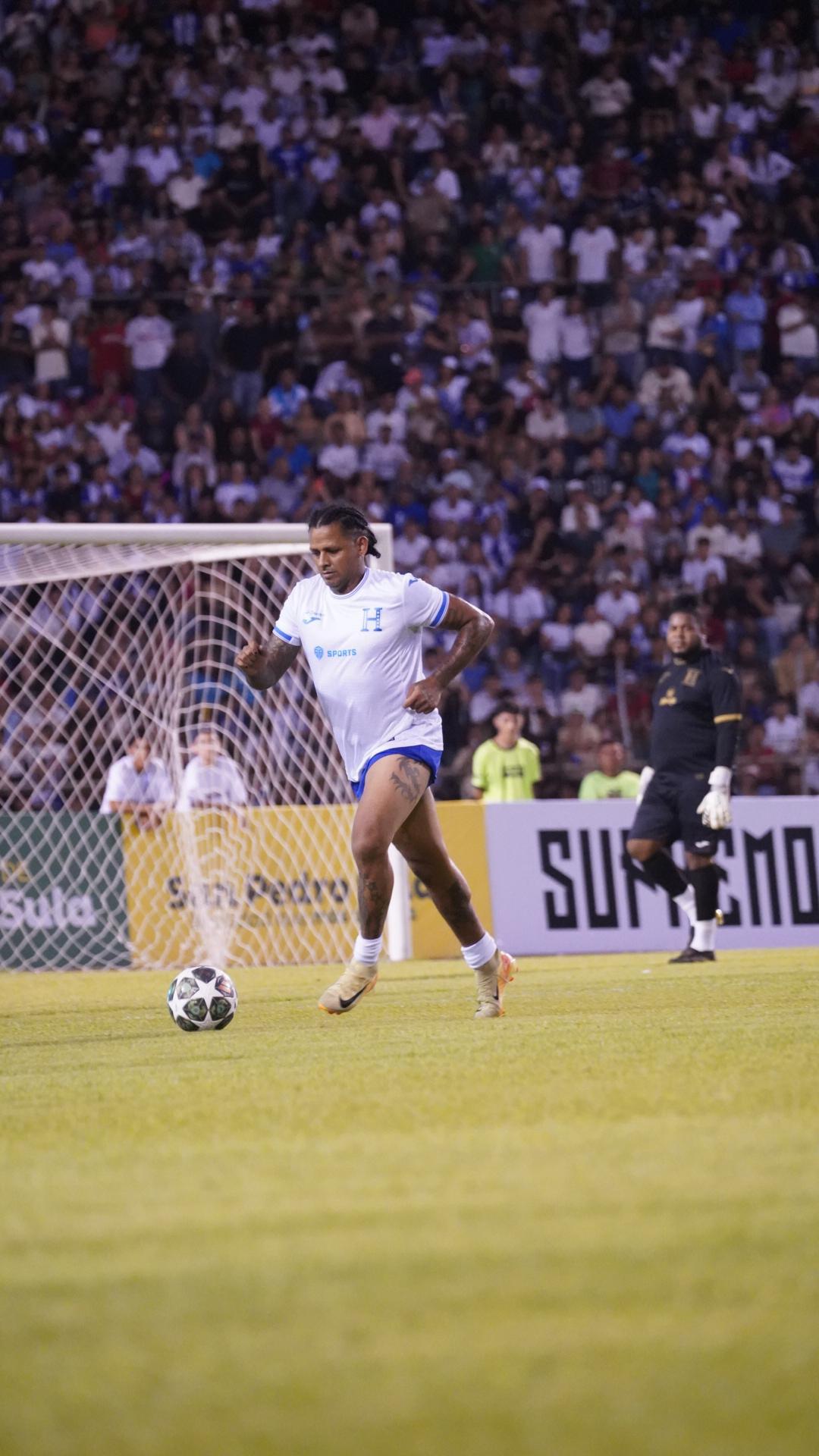¡Joao Ferreira lo vivió con locura! Brasil sintió robo en Honduras, pomponeras, show de medio tiempo y baile raro de Dembélé ¿Por qué Supremo jugó poco?