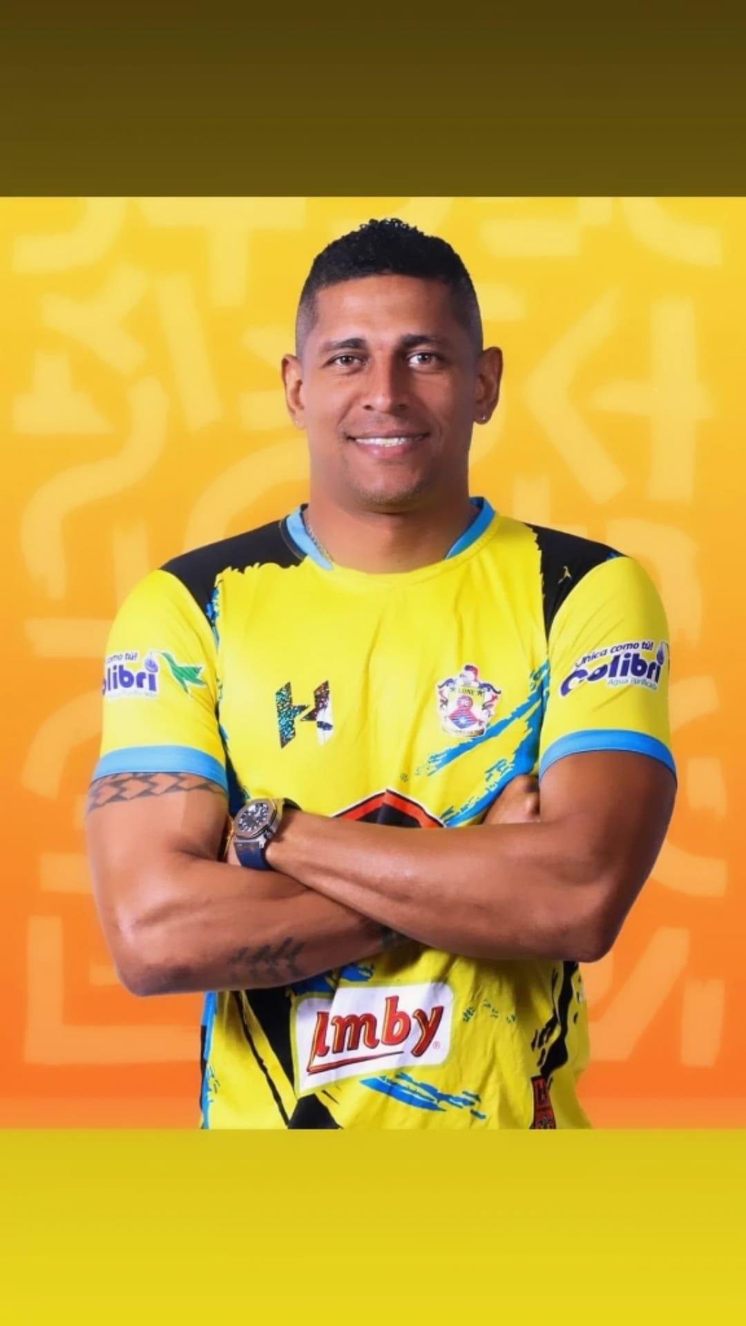 Los mundialistas hondureños que siguen activos en el fútbol: dos sin equipo y el histórico que resiste el retiro