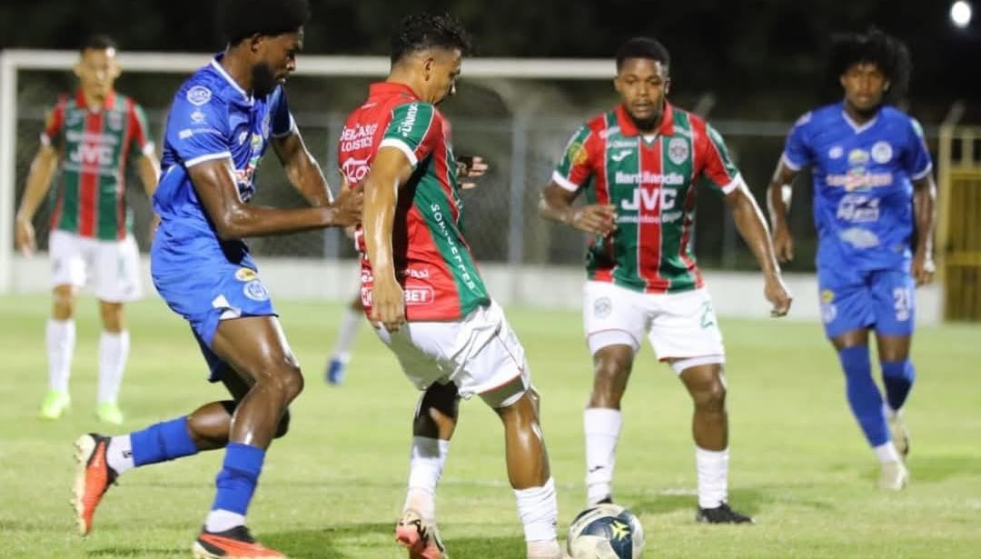 Victoria y Marathón no se hicieron daño en el primer pulso y la serie del repechaje mantiene el pronóstico reservado