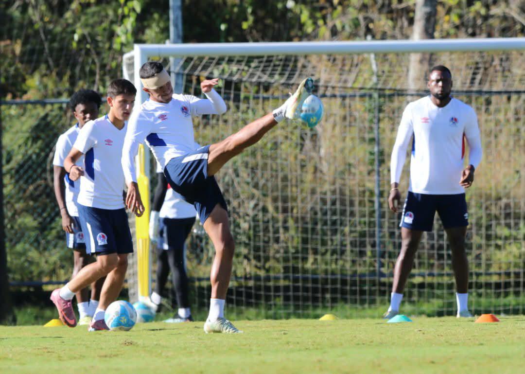 Espinel y las tres variantes que contempla en Olimpia para la gran final contra Marathón