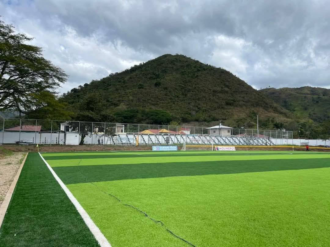 Los cambios notorios del estadio Óscar Peralta de San Francisco de La Paz donde Juticalpa jugará de local ¿Cuánto se invirtió?