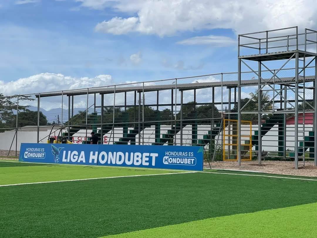 Los cambios notorios del estadio Óscar Peralta de San Francisco de La Paz donde Juticalpa jugará de local ¿Cuánto se invirtió?