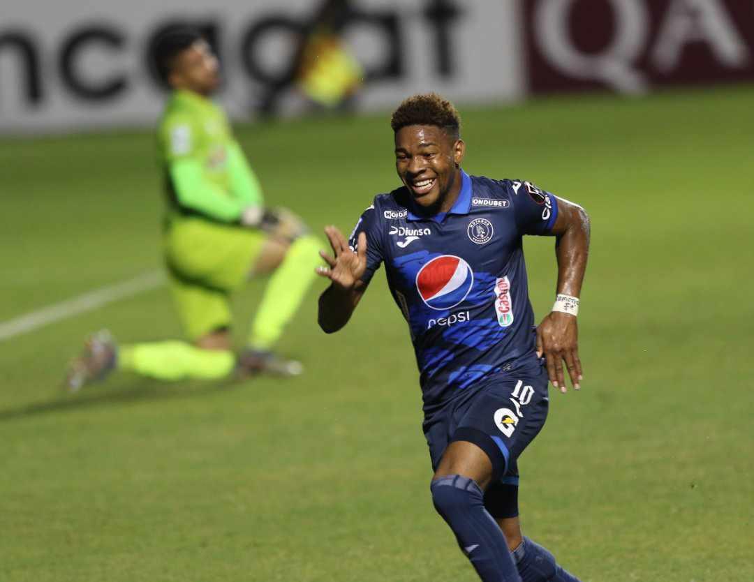 ¿Qué pasa con el Olimpia? Los reveladores datos de la Copa Centroamericana; Motagua sorprende con su poder ofensivo y Olancho deja su huella