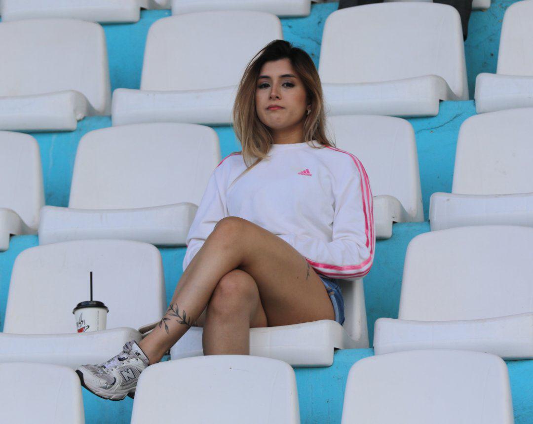 ¡Belleza sobresale en el Nacional! Olimpia y Marathón juegan, pero ellas se llevan todas las miradas en el clásico