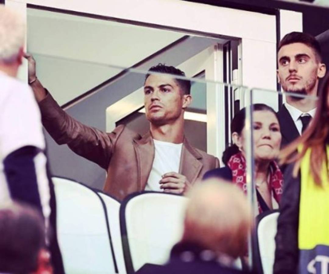 No los deja solo: Cristiano Ronaldo acompañó a la Juventus desde el palco