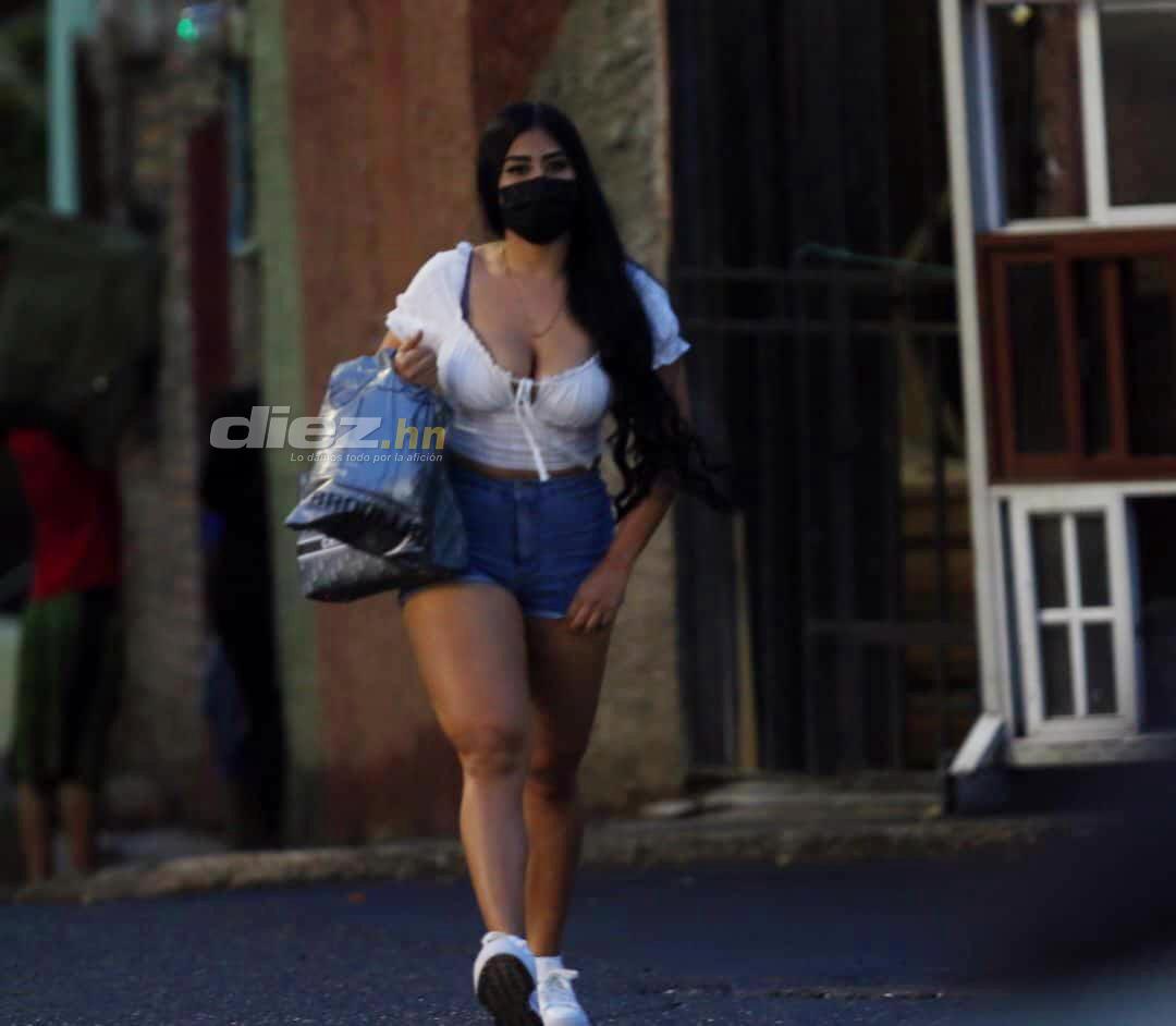 Selfies, belleza y comida: El hermoso ambiente que se vivió durante el Motagua-Olimpia; ¿quiénes son las tres chicas solas?