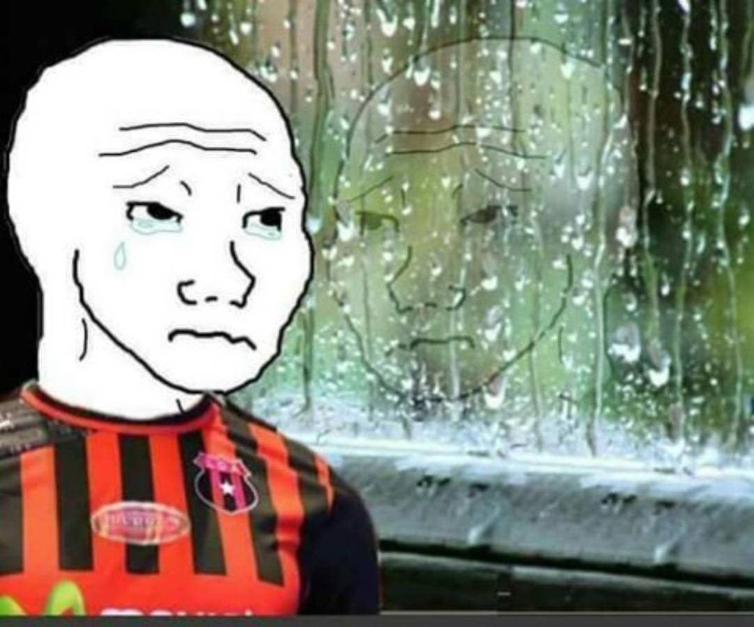 Olimpia elimina a Alajuelense y memes destrozan a Benito Floro