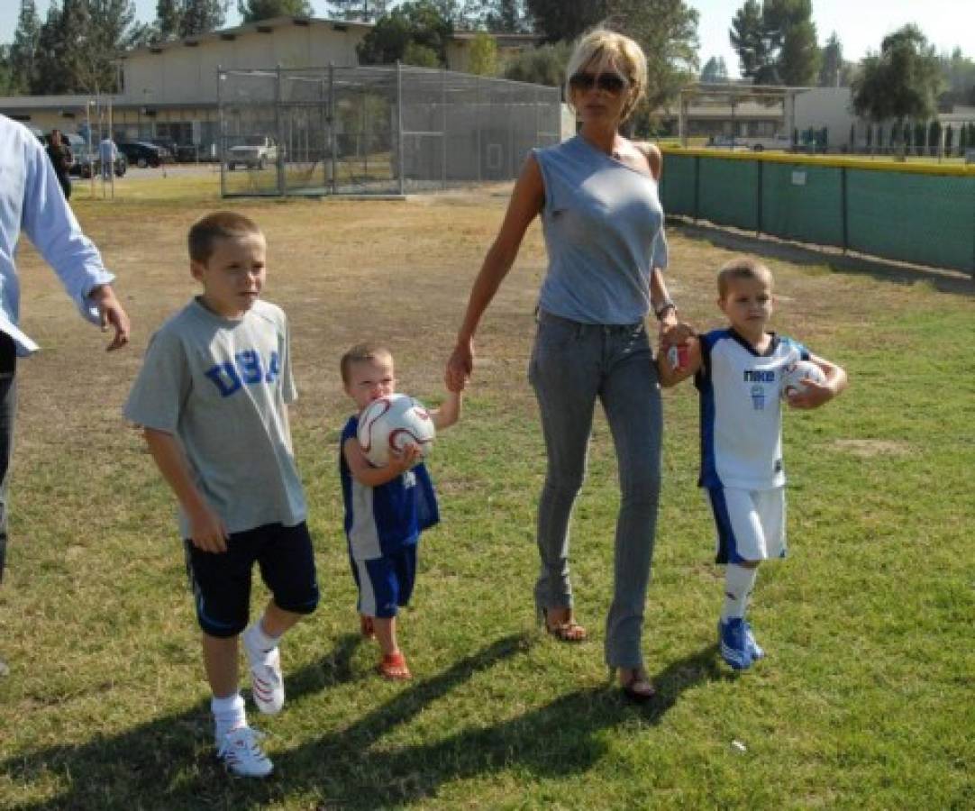 Madres famosas que apoyan a sus hijos para ser profesionales en el fútbol