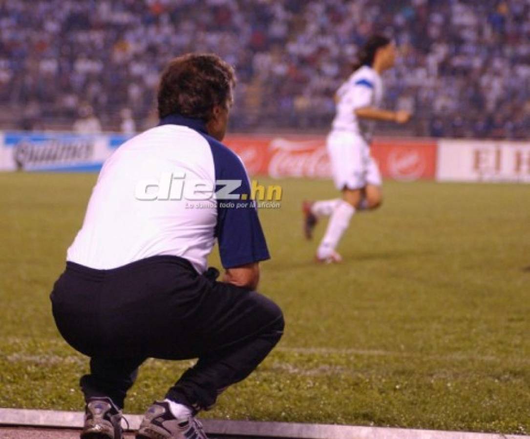 Las fotos que seguramente no habías visto de la visita de Marcelo Bielsa a Honduras en 2003