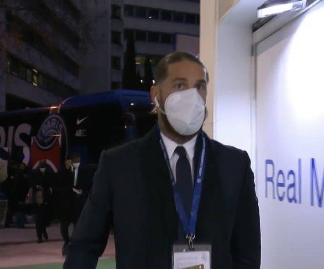 FOTOS: Messi totalmente hundido, Alaba consuela a Mbappé y el tremendo beso de Benzema a Vinicius tras eliminar al PSG