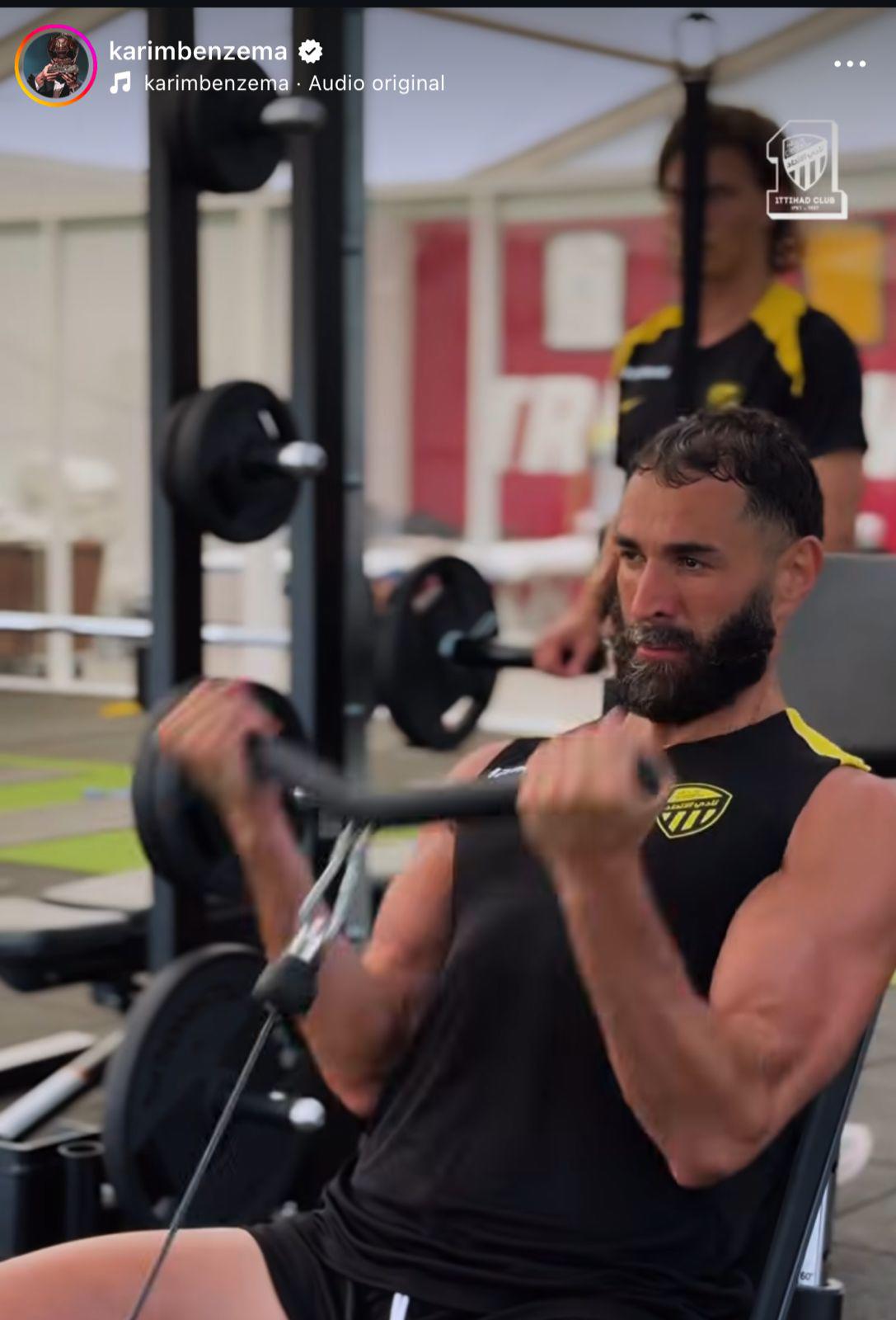 ¡Irreconocible! El impactante cambio físico de Benzema y lo comparan con Cristiano Ronaldo: ¿Qué le ha pasado?”