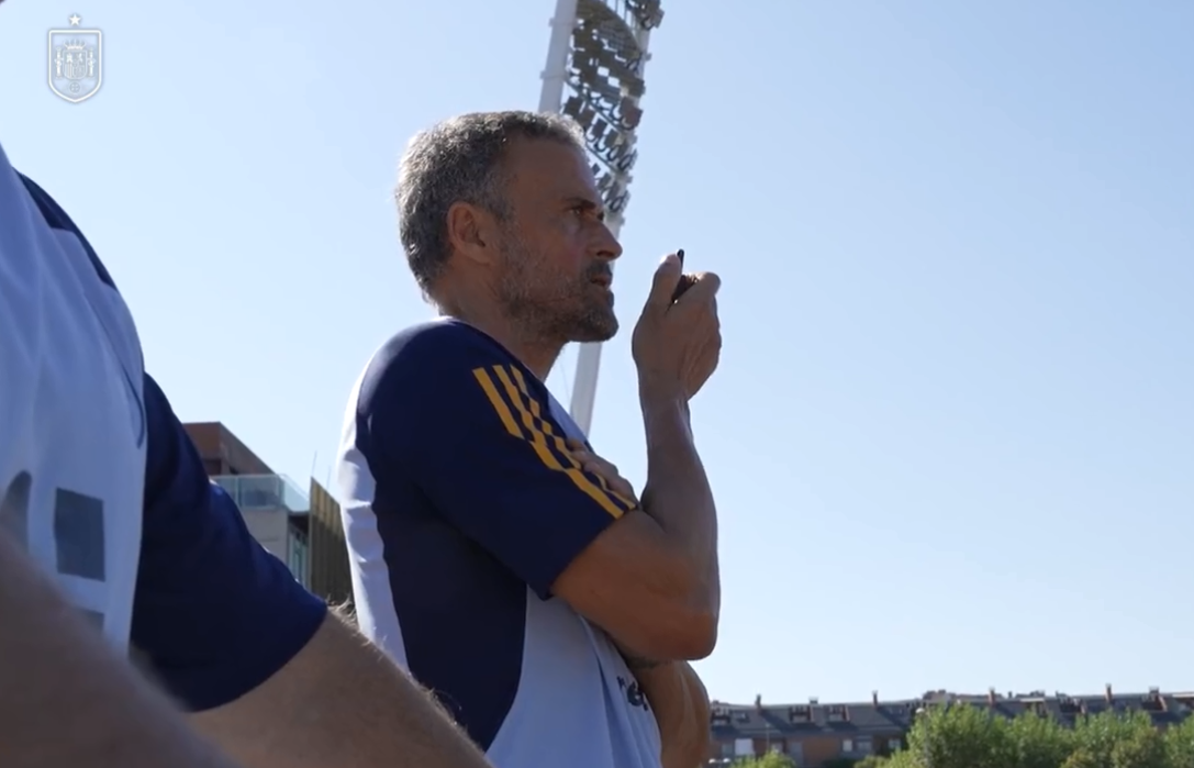 Luis Enrique sorprende: el novedoso método que implementó para los entrenamientos de España y es furor en redes sociales