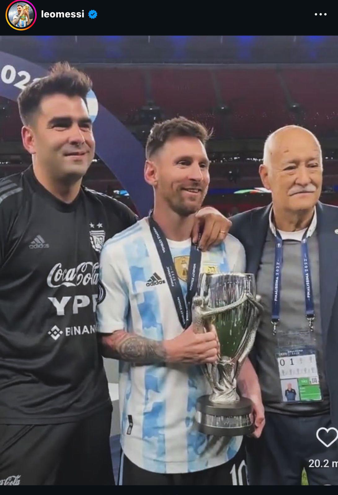 Messi llora su partida: la carta de Leo tras fallecimiento de un miembro de la selección de Argentina: Fuiste la persona...
