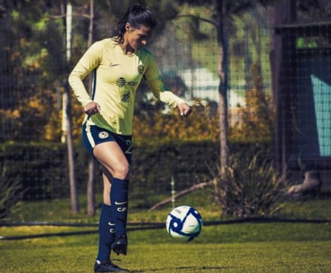 Jugadoras del Club América sorprenden al anunciar públicamente su relación amorosa